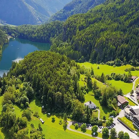 Conveniently Located Alpine Διαμέρισμα *